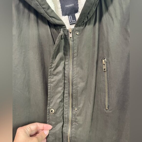 Forever 21 Olive Green Faux Shearling Lined Parka - Size M - Picture 9 of 14